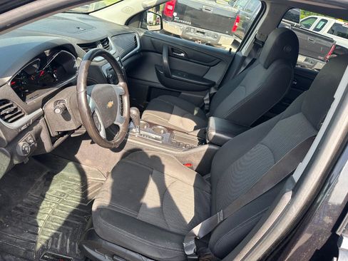Used 2015 Chevrolet Traverse LT AWD/4WD image 11