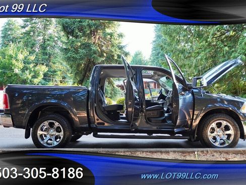 Used 2018 RAM 1500 Laramie w/ Convenience Group AWD/4WD image 29