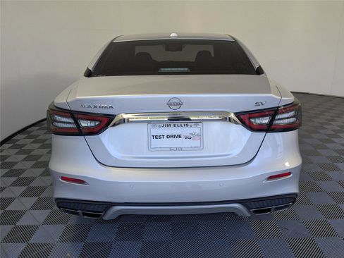 Used 2023 Nissan Maxima SV w/ Floor Mat Group image 26