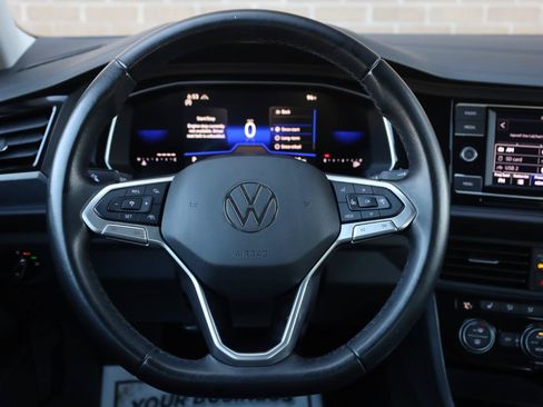 Used 2024 Volkswagen Jetta SE FWD image 32