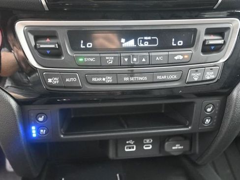 New 2026 Honda Ridgeline Black Edition image 12