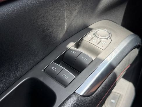 Used 2024 Chevrolet Traverse RS AWD/4WD image 25