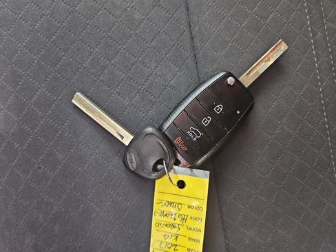 Used 2017 Kia Sorento AWD image 28