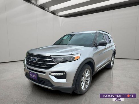 Used 2023 Ford Explorer XLT w/ Equipment Group 202A AWD/4WD image 1