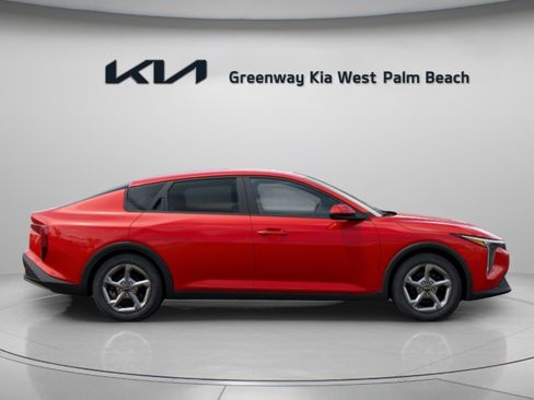 New 2026 Kia K4 FWD image 9