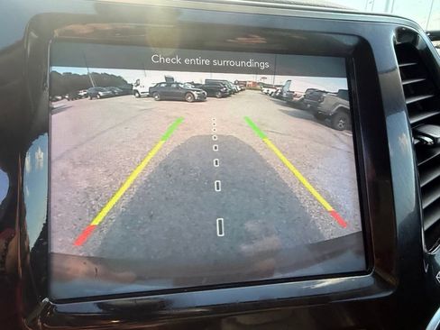 Used 2020 Jeep Cherokee Limited AWD/4WD image 13
