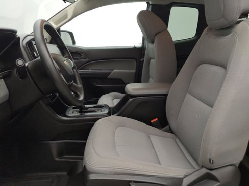 Used 2019 Chevrolet Colorado W/T w/ WT Convenience Package RWD image 17