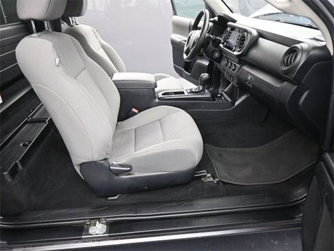 Used 2022 Toyota Tacoma SR image 35