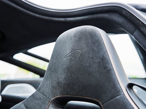 Used 2024 McLaren 750S image 43