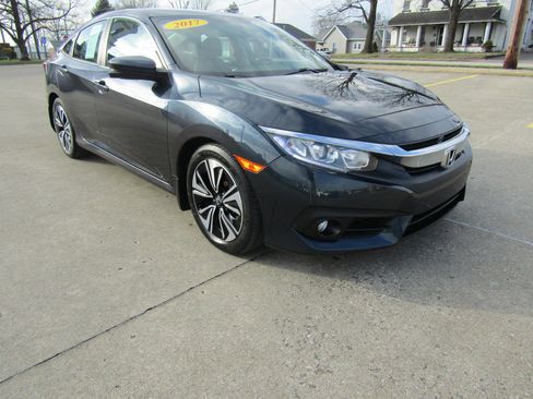 Used 2017 Honda Civic EX-L image 1