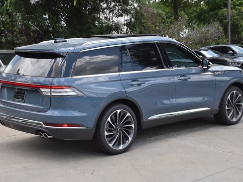 New 2026 Lincoln Aviator Reserve RWD image 6