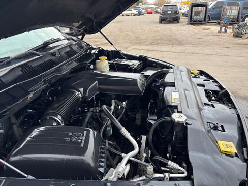 Used 2017 RAM 1500 Express image 27