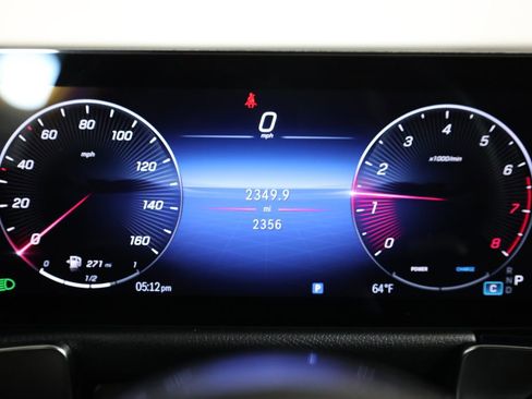 Certified 2025 Mercedes-Benz GLB 250 4MATIC image 18