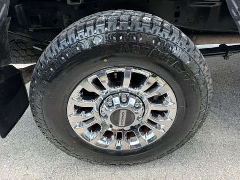 Used 2020 Ford F250 XLT w/ XLT Premium Package AWD/4WD image 26
