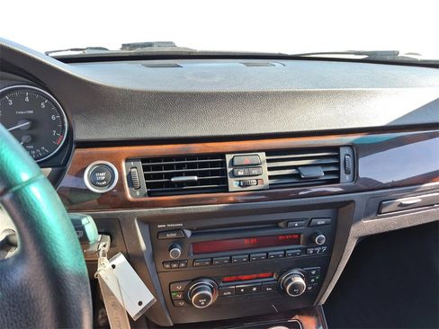 Used 2011 BMW 328i Sedan image 16