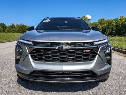 Used 2024 Chevrolet Trax RS w/ Driver Confidence Package image 30