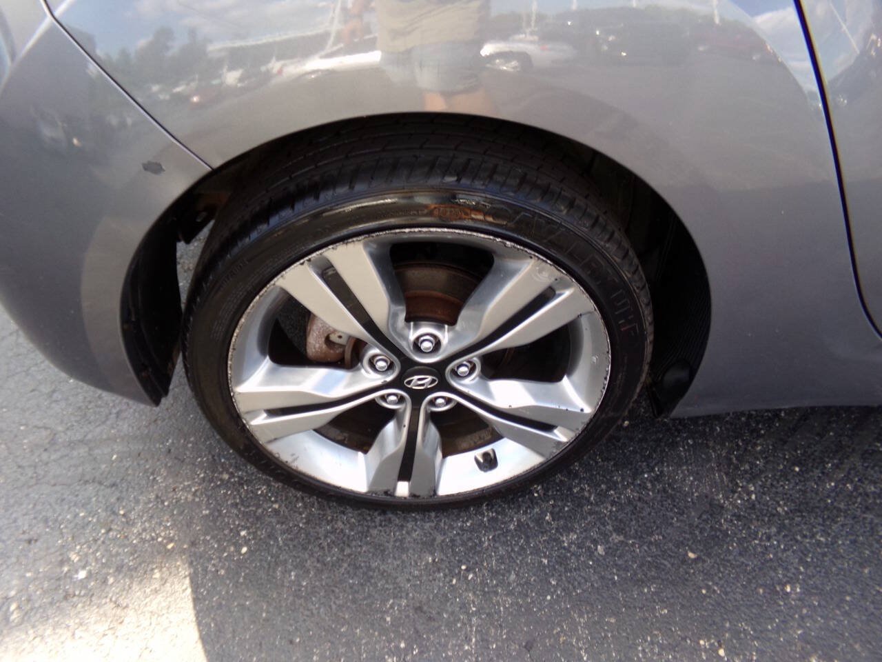 Used 2015 Hyundai Veloster w/ Option Group 03 FWD image 38