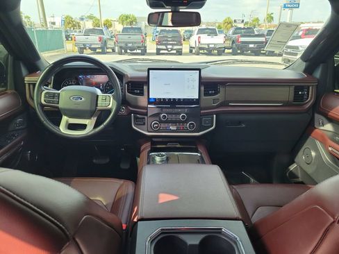 Used 2022 Ford Expedition Max Limited RWD image 13