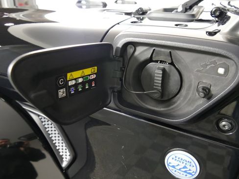 Used 2021 Jeep Wrangler Unlimited Sahara w/ Cold Weather Group AWD/4WD image 32