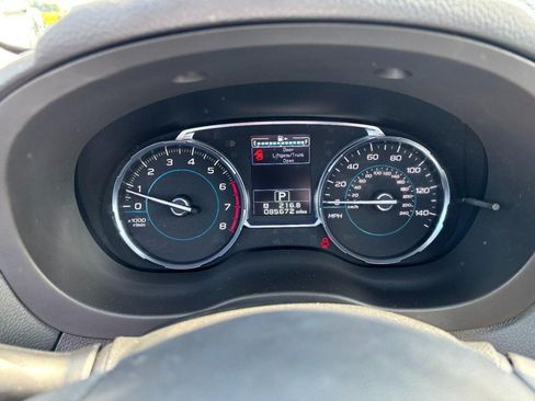 Used 2017 Subaru Forester 2.5i Limited AWD/4WD image 18
