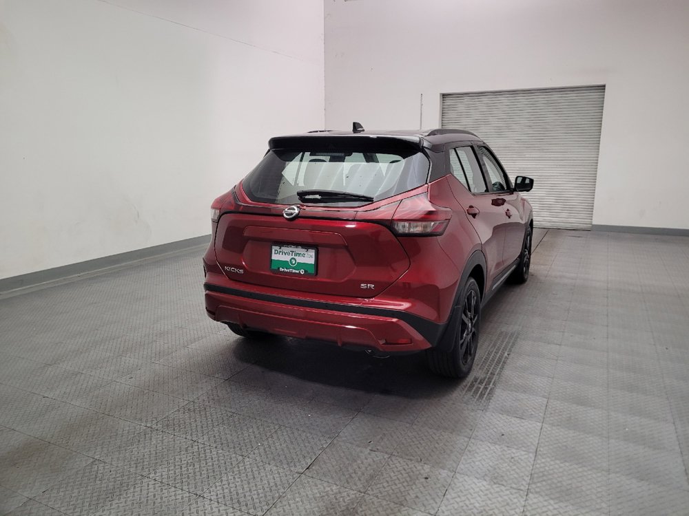 Used 2021 Nissan Kicks SR w/ SR Premium Package FWD image 7