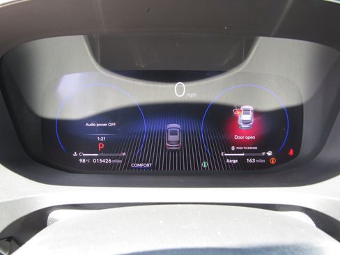 Certified 2025 Acura MDX SH-AWD w/ Technology Package image 29