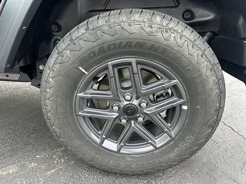 New 2025 Jeep Wrangler Sport S image 30