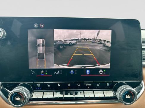 Used 2026 GMC Canyon AT4 w/ Technology Plus Package AWD/4WD image 16