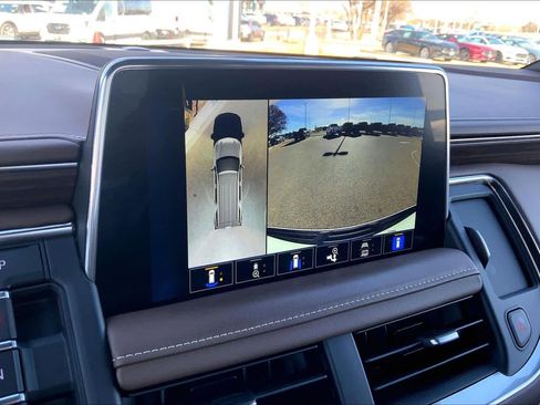 Used 2024 Chevrolet Tahoe High Country w/ Premium Package image 26