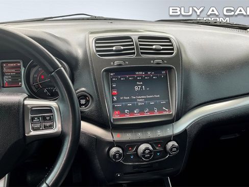 Used 2019 Dodge Journey Crossroad image 6