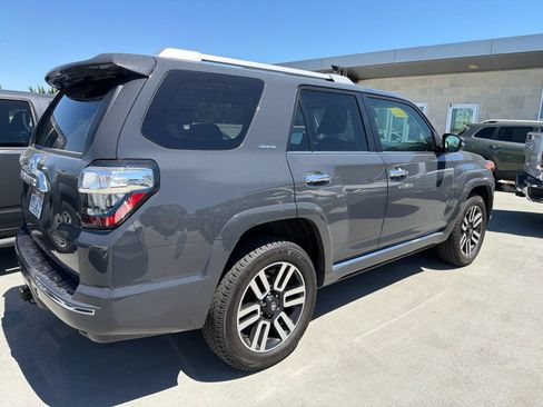 Used 2024 Toyota 4Runner Limited AWD/4WD image 3