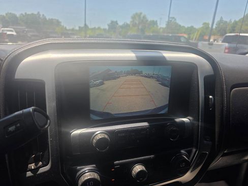 Used 2017 GMC Sierra 1500 SLE w/ SLE Value Package AWD/4WD image 17