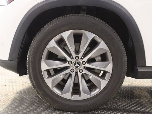 Used 2020 Mercedes-Benz GLE 350 w/ Premium Package image 13