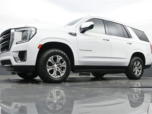Used 2021 GMC Yukon SLE image 28