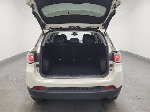 Used 2020 Jeep Compass Latitude AWD/4WD image 29