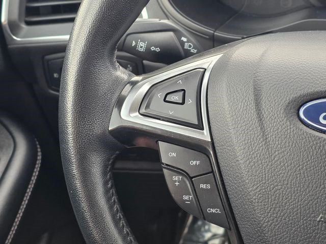 Used 2024 Ford Edge Titanium AWD/4WD image 25