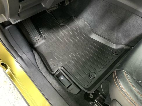 Used 2021 Subaru Crosstrek 2.5i Limited image 17