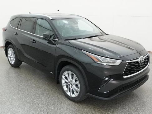 New 2026 Toyota Highlander Limited AWD/4WD image 6