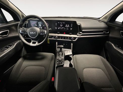 Used 2024 Kia Sportage LX image 13