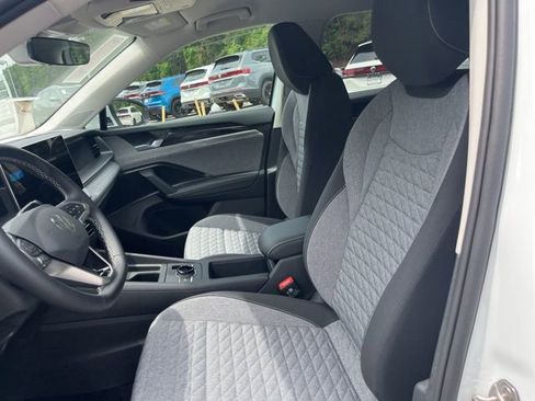 New 2026 Volkswagen Tiguan S FWD image 8