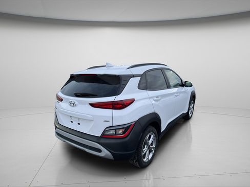 Used 2023 Hyundai Kona SEL image 7
