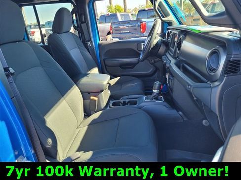 Certified 2022 Jeep Gladiator Sport image 19