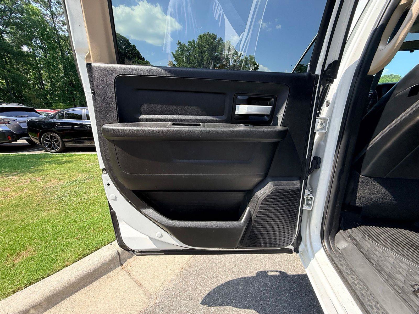 Used 2019 RAM 2500 Tradesman RWD image 28