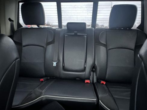 Used 2024 RAM 2500 Laramie w/ Safety Group image 33