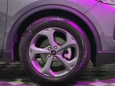 Certified 2025 Ford Escape ST-Line image 22