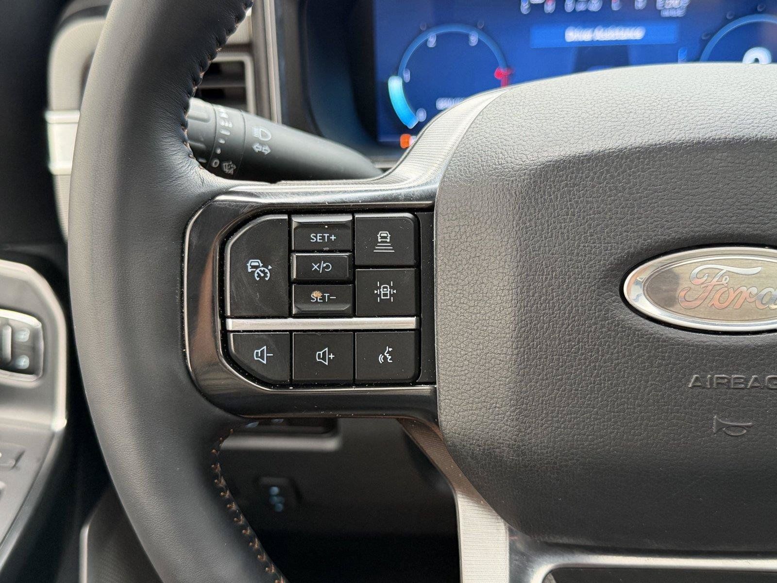 Used 2024 Ford F250 Platinum AWD/4WD image 22