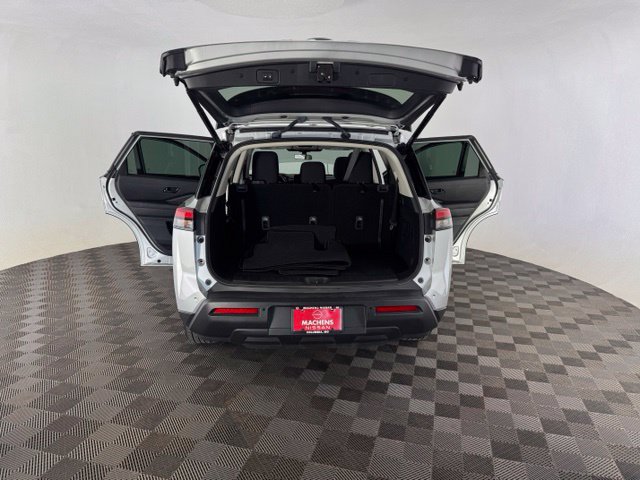 Certified 2025 Nissan Pathfinder SV AWD/4WD image 15