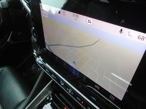 Used 2024 Jeep Wagoneer L 4WD image 26