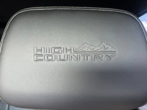 Used 2022 Chevrolet Silverado 3500 High Country w/ LPO, Hitch Package AWD/4WD image 18