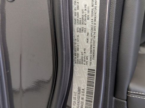 New 2025 Jeep Grand Cherokee Altitude image 30